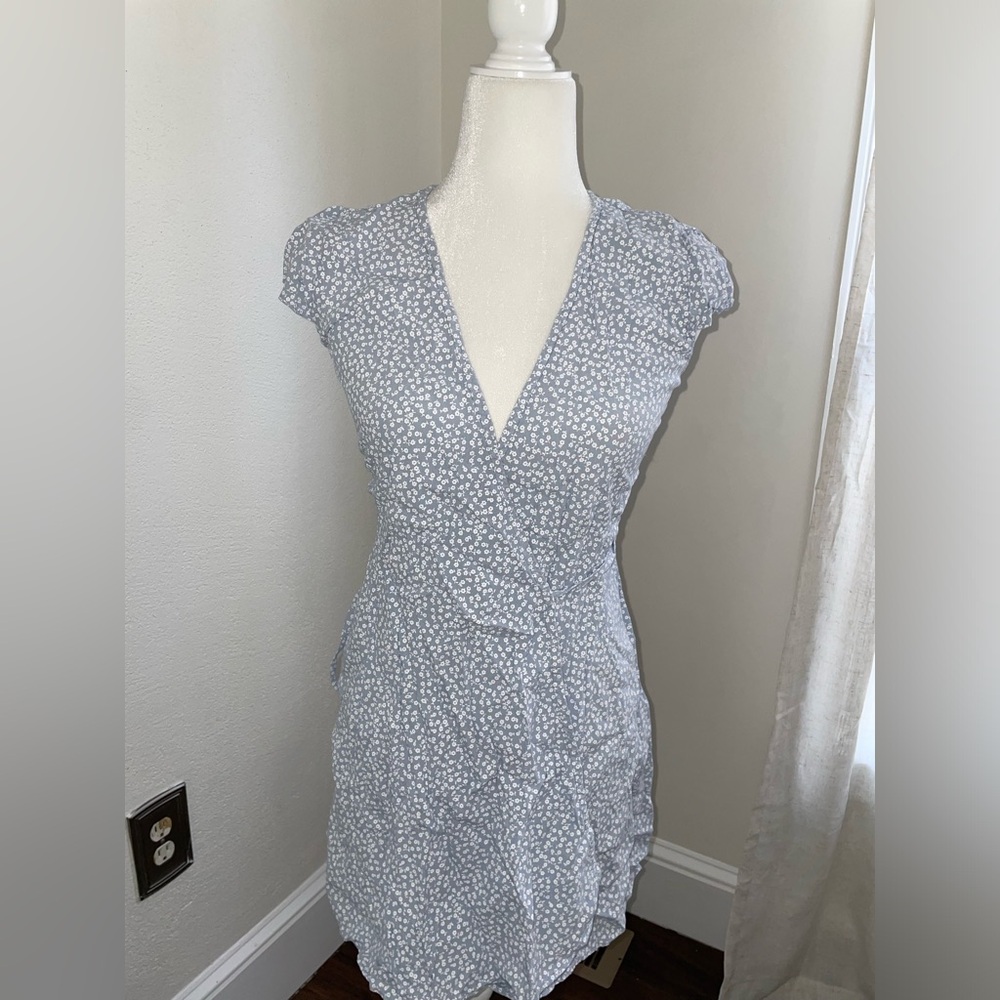 Brandy Melville blue and white flower dress